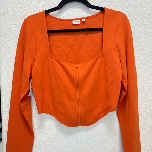 Aritzia Tops - Aritzia Top